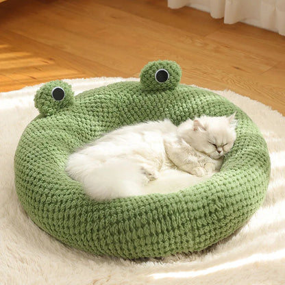 🐾 Cozy Frog-Shaped Pet 🐾