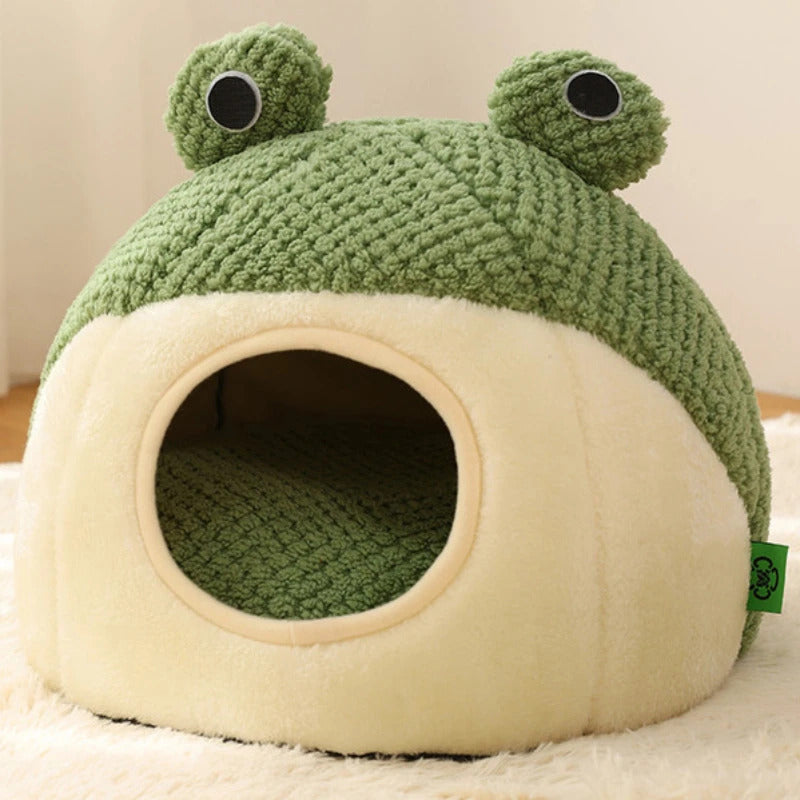 🐾 Cozy Frog-Shaped Pet 🐾